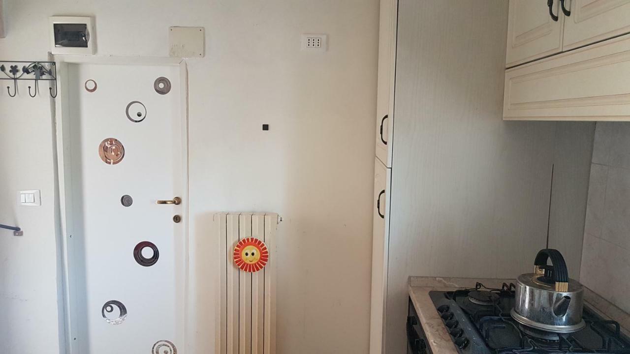 La Casetta Del Pellegrino Apartman Poggio Bustone Kültér fotó