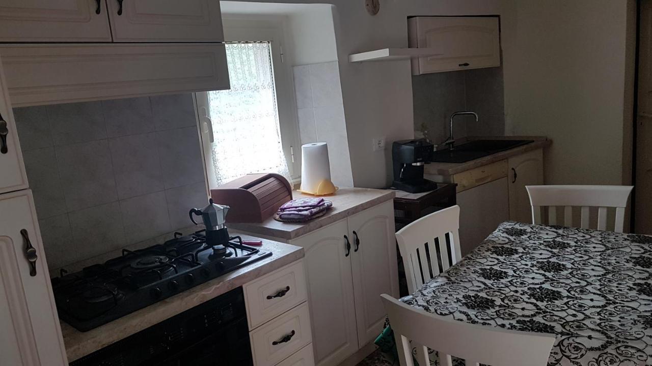 La Casetta Del Pellegrino Apartman Poggio Bustone Kültér fotó